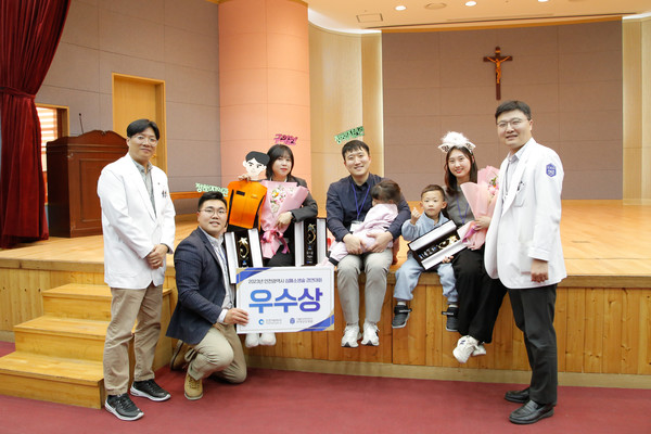 ▲ 인천시 심폐소생술 경연연대회 입상 기념촬영하는 정예지 의원.