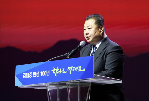 ▲ 김경일 파주시장이 평화&안보 기념행사에서 인사말을 하고 있다.