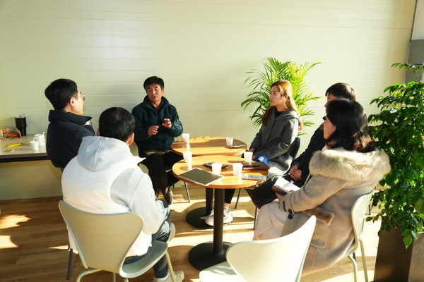 ▲ 손세화 포천시의회 의원, 청소행정 현장방문 및 간담회 진행 모습.
