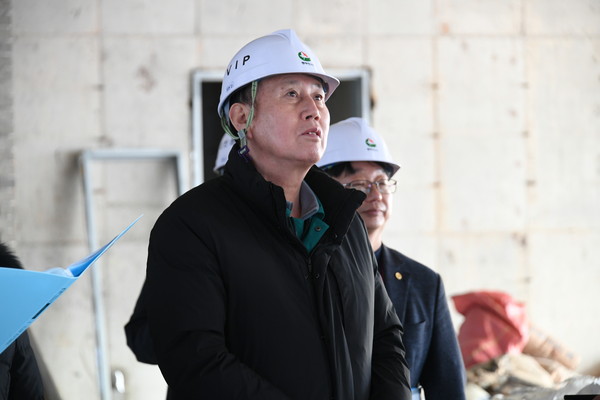 ▲ 관내 주요건설사업 현장을 방문한 박형덕 동두천시장.