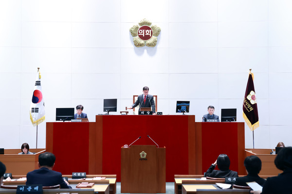 ▲ 성남시의회, 제290회 임시회 개회 모습.