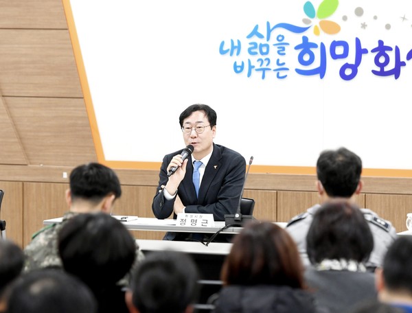 ▲ 남양읍을 방문한 정명근 화성시장.
