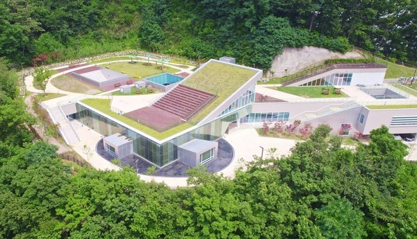▲ 군포시 그림책꿈마루 전경.