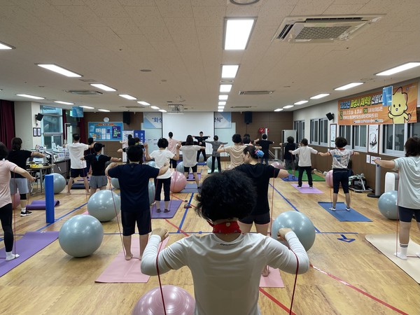 ▲ 화성체력인증센터 체력증진교실.