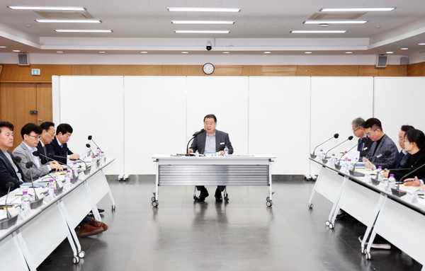 100만 자족도시 기틀 마련 용역회의 개최