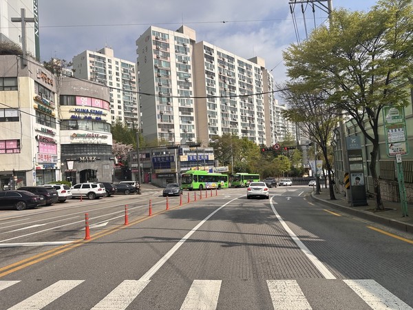 ▲ 성동구가 옥정중학교 일대 통학로 지중화 사업에 착수한다.