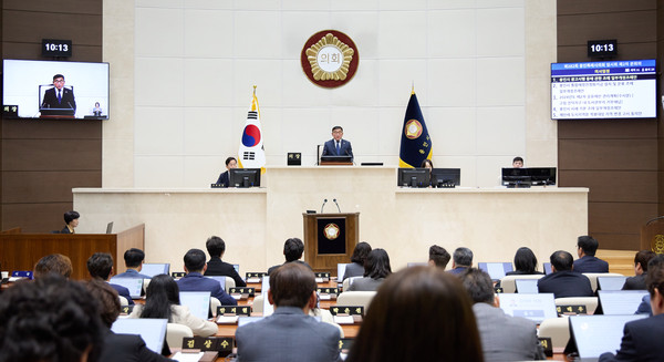 ▲ 용인특례시의회, 제282회 임시회 제2차 본회의 전경.