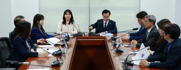 ▲ 더불어민주연합 제7차 최고위원회의. /뉴시스