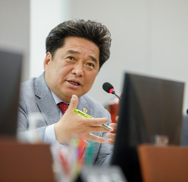 ▲ 발언하는 김호겸 의원.
