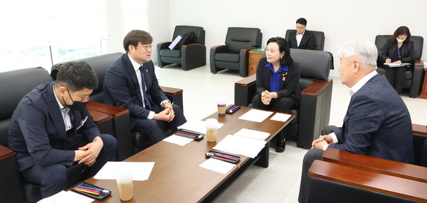 ▲ 이진형 의원, 지역현안 과제 해결을 위한 정책정담회 개최 모습.