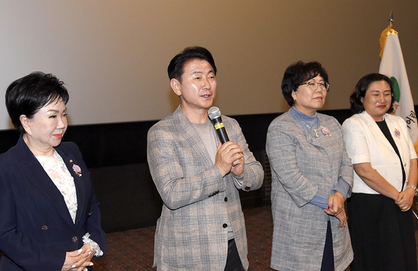 ▲ 김동근 의정부시장이 보육교사 역량 강화 행사에서 축사를 하고 있다.