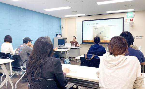▲ 성남예술인 역량강화 교육 현장.