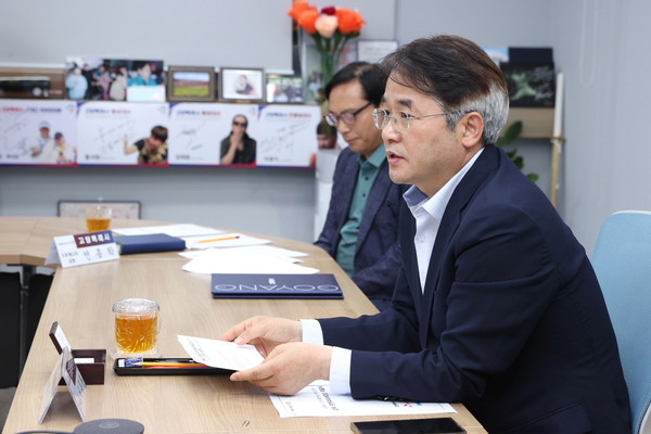 ▲ 고양특례시 전기차 급속충전시설 구축 및 운영 업무협약식에서 발언하고 있는 이동환 고양특례시장.