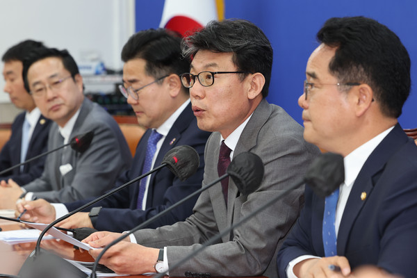 ▲ 정책조정회의 발언하는 진성준 정책위의장. /뉴시스