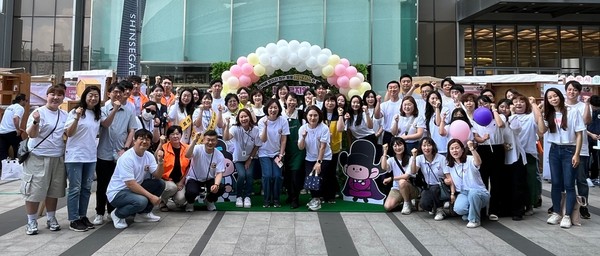 ▲ 경기북부노인보호전문기관 노인학대 예방 캠페인 단체사진.