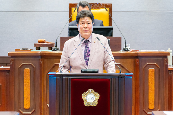 ▲ 강남구의회 이호귀 의원이 제319회 정례회에서 발언하고 있다.