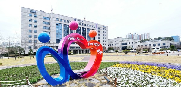 ▲ 안양시청 전경.