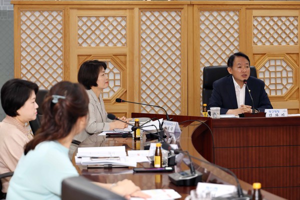 ▲ 인천 동구 장애인복지 실태조사 최종보고회 개최 모습.