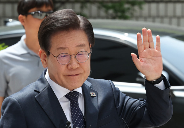 ▲ 공직선거법 위반 혐의 공판 출석하는 이재명 대표. /뉴시스