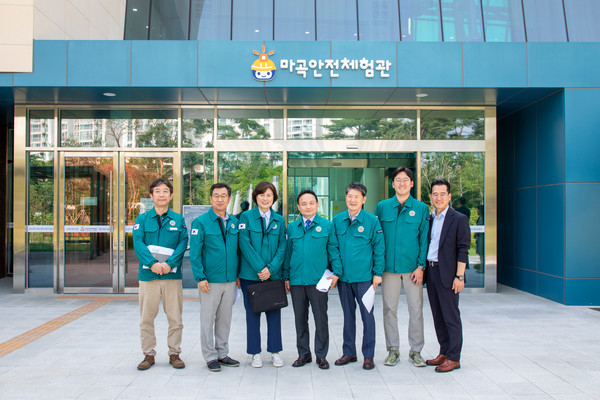 ▲ 행정재무위원회 마곡안전체험관 현장방문 모습.