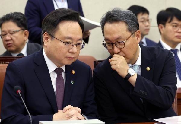 ▲ 조규홍 보건복지부 장관과 박민수(오른쪽) 제2차관. /뉴시스