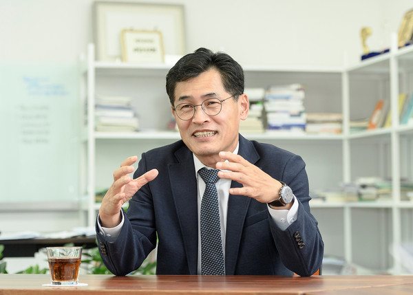 ▲ 이기재 양천구청장, 새로운 2년 양천구민의 행복만 보고 달려가겠다고 각오를 밝혔다.