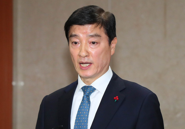 ▲ 검찰의 국회 패스트트랙 충돌 사건 수사결과 비판하는 이해식 대변인. /뉴시스