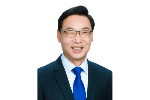 ▲ 부천시의회 후반기 의장에 당선된 김병전 의원.