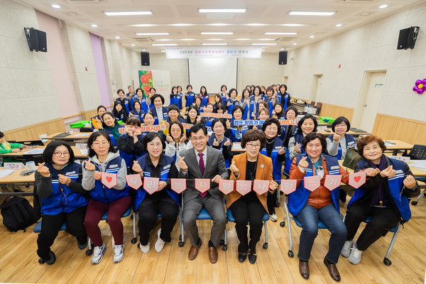 ▲ 작년 양천구 자원봉사캠프 활동가 위촉식에 참석한 이기재 양천구청장.