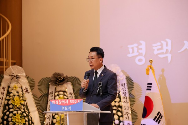 ▲ 평택시의회 원심창 의사 53주기 추모식 참석 관련 사진.