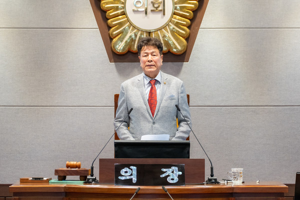 ▲ 당선 소감을 말하고 있는 이호귀 의장.