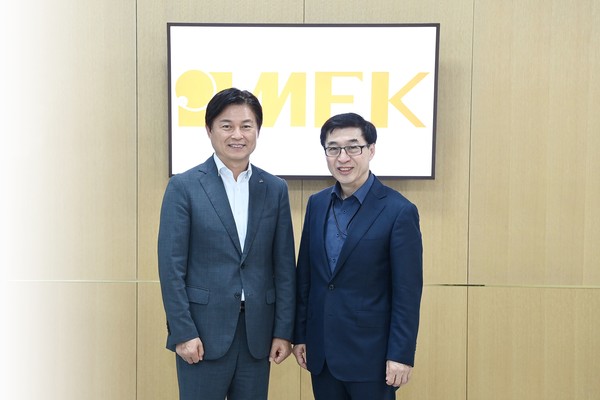 ▲ 조용익 부천시장(왼쪽)과 강기상 대표이사(오른쪽).