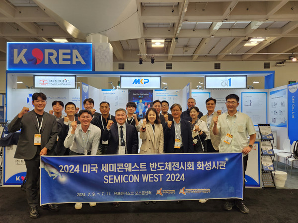 ▲ 세미콘웨스트 반도체 전시회 화성시관 모습.