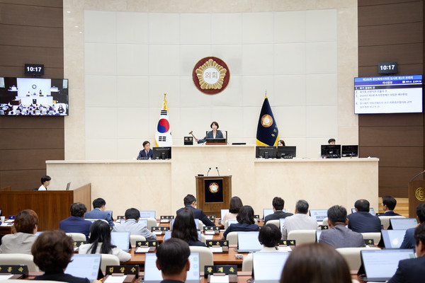 ▲ 용인특례시의회가 제285회 임시회를 개회했다.