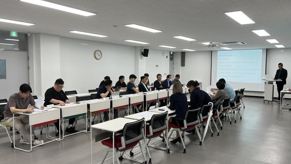 ▲ 화성시 개인형 이동장치 간담회 개최 모습.