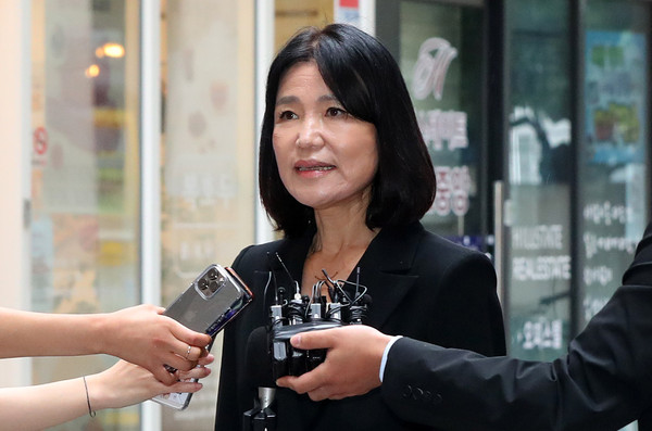 ▲ 후보자 사무실로 출근하는 이진숙 방통위원장 후보자. /뉴시스