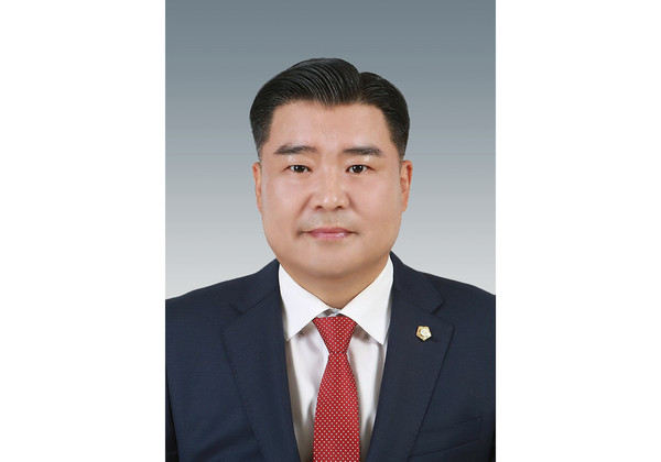 ▲ 이한국 의원.