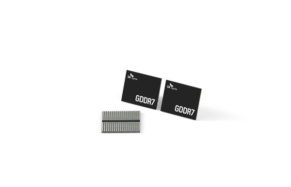 ▲ SK하이닉스가 공개한 세계 최고 사양 GDDR7 D램.