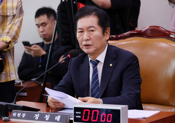 ▲ 발언하는 정청래 법사위원장. /뉴시스