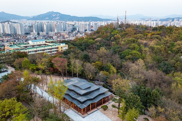 ▲ 성북구 오동숲속도서관 전경.