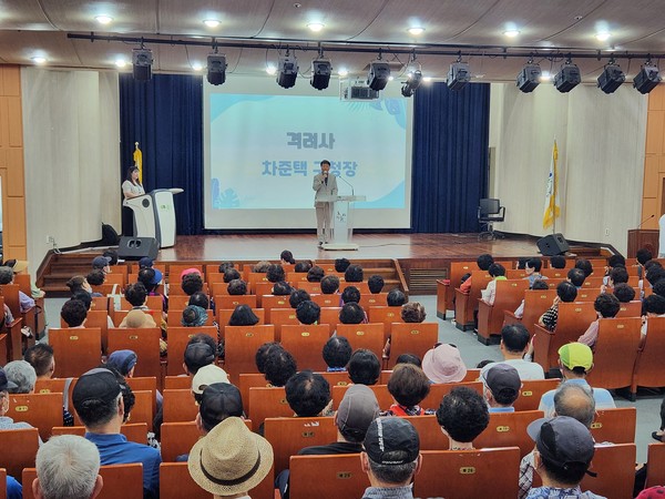 ▲ 차준택 부평구청장이 '어르신 맞춤 교통안전 교육'에서 격려사를 하고 있다.