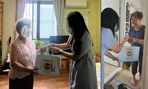 ▲ 미추홀종합사회복지관 관계자가 관내 취약계층 어르신들에게 영양죽을 전달하고 있다.