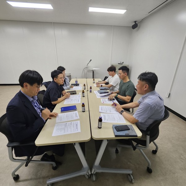 ▲ 여주시 대중교통체계 개선 위한 유관기관 회의 진행 모습.