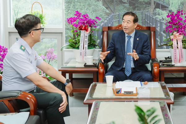 ▲ 김 의장이 서대문구 기동대와 간담회를 진행하고 있다.
