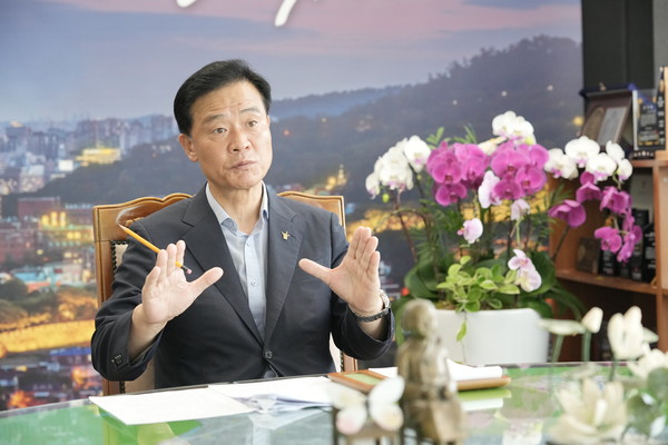 ▲ 이승로 성북구청장.