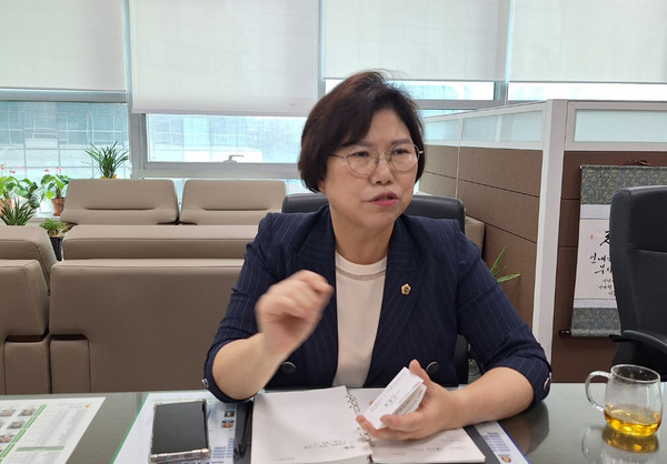 ▲ 경기도의회 이애형 교육행정위원장.