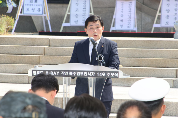 ▲ 문경복 옹진군수가 '영흥도 X-RAY 첩보작전' 기념행사에서 인사말을 하고 있다.