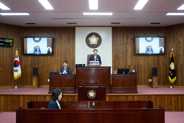 ▲ 여주시의회, 제71회 임시회 개회 전경.