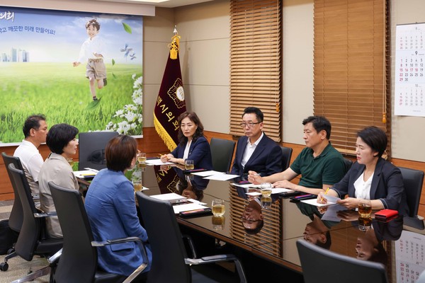 ▲ 추석맞이 사회복지시설 관계자와의 간담회 모습.