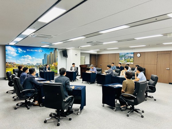 ▲ 성남시 야탑역 범죄 예고 비상대책회의 개최 모습.